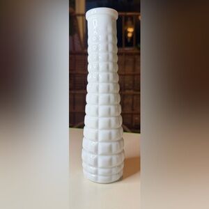 Brody Bud Vase Corn Cob Milk Glass